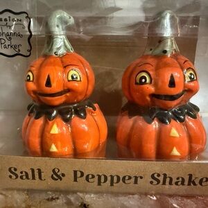 Johanna Parker Halloween Pumpkin Shakers